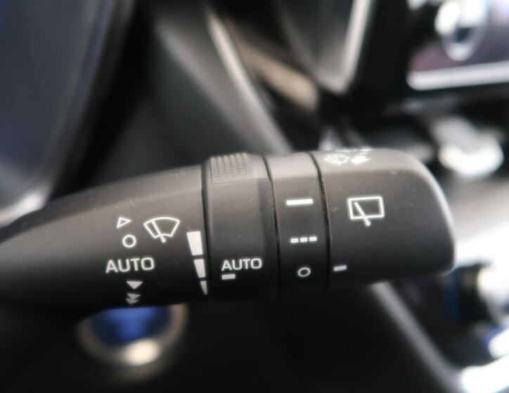 Toyota Corolla Kombi 1,8 l 72 kw