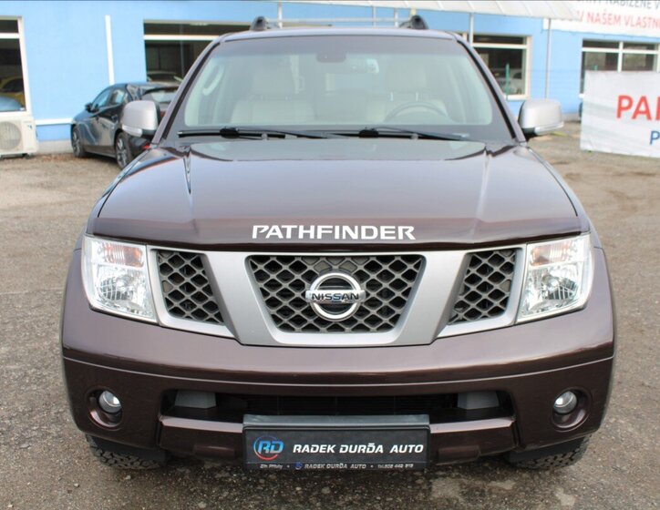 Nissan Pathfinder 2