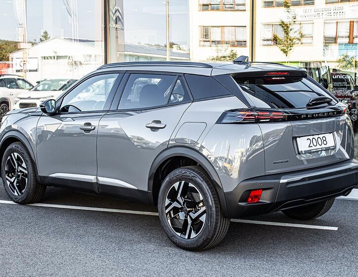 Peugeot 2008 SUV / Terénní 1,2 l 81 kw