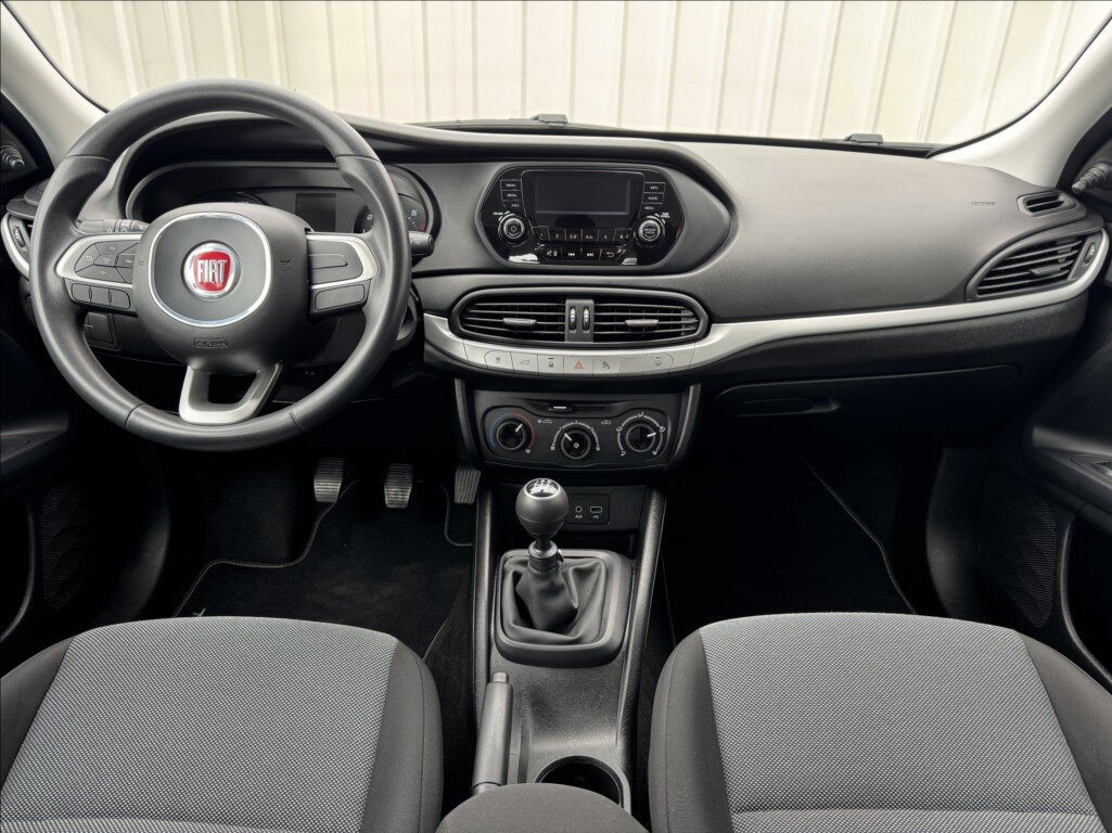 Fiat Tipo Sedan / Limuzína 1,4 l 70 kw