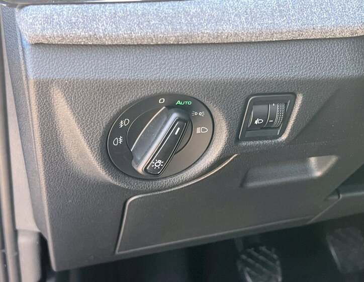 Škoda Scala Hatchback 1,0 l 85 kw