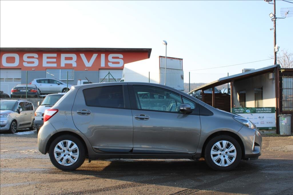 Toyota Yaris Hatchback 1,5 l 82 kw