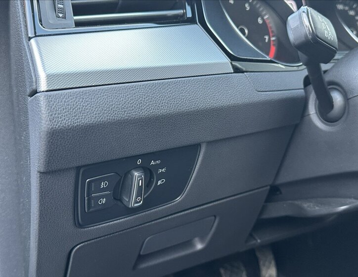 Volkswagen Passat Kombi 1,4 l 110 kw