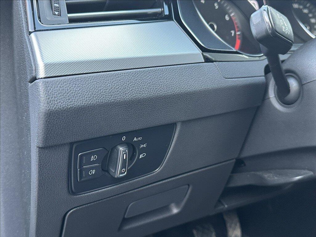 Volkswagen Passat Kombi 1,4 l 110 kw