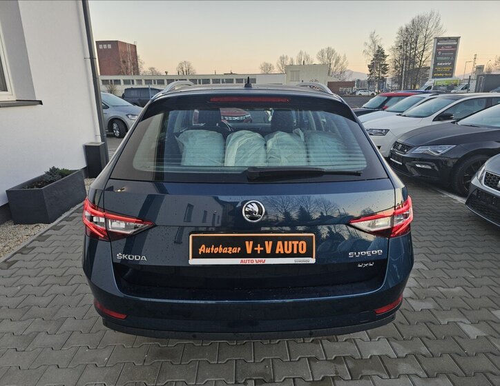 Škoda Superb Kombi 2,0 l 140 kw