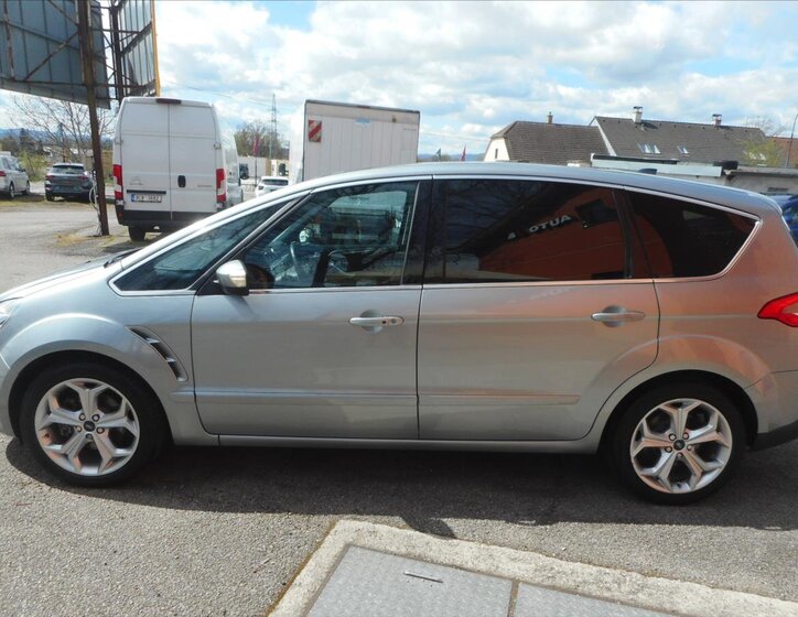Ford S-MAX Kombi 2,2 l 129 kw