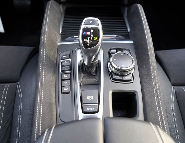 BMW X6 SUV / Terénní 3,0 l 280 kw