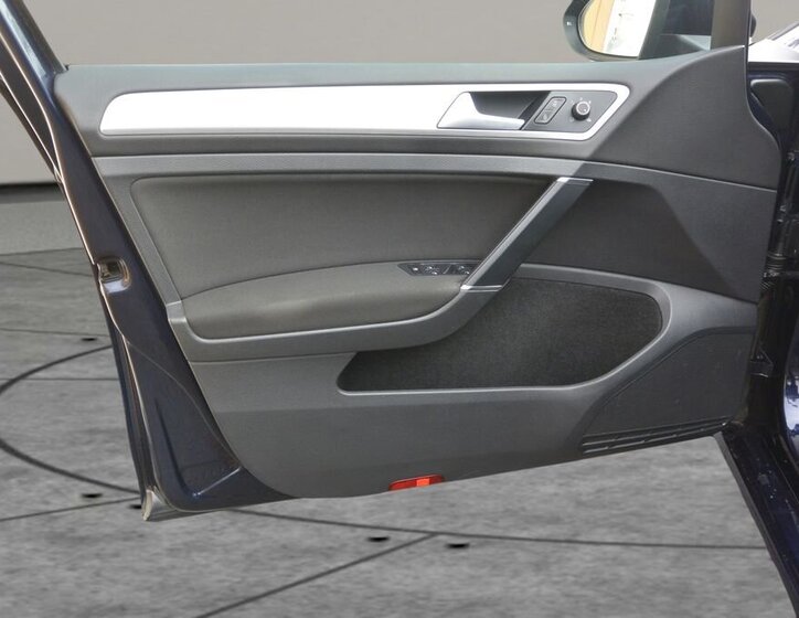 Volkswagen Golf Kombi 2,0 l 110 kw