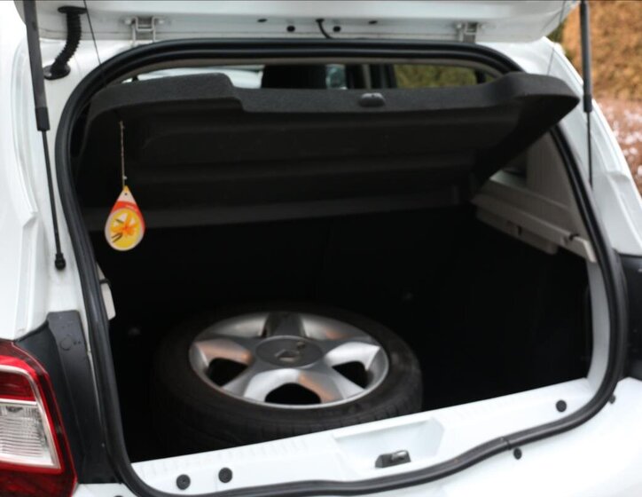 Dacia Sandero Hatchback 898,0 66 kw