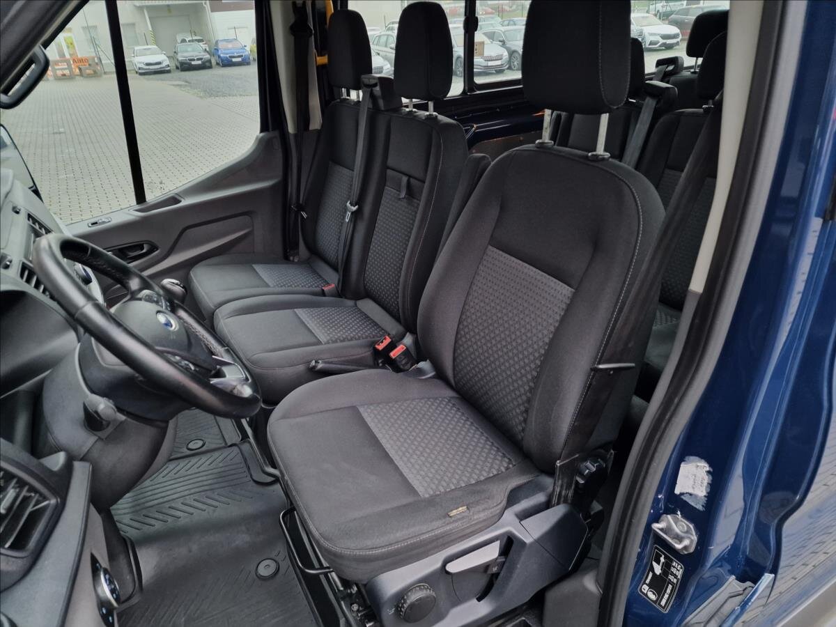 Ford Transit Kombi 2,0 l 96 kw