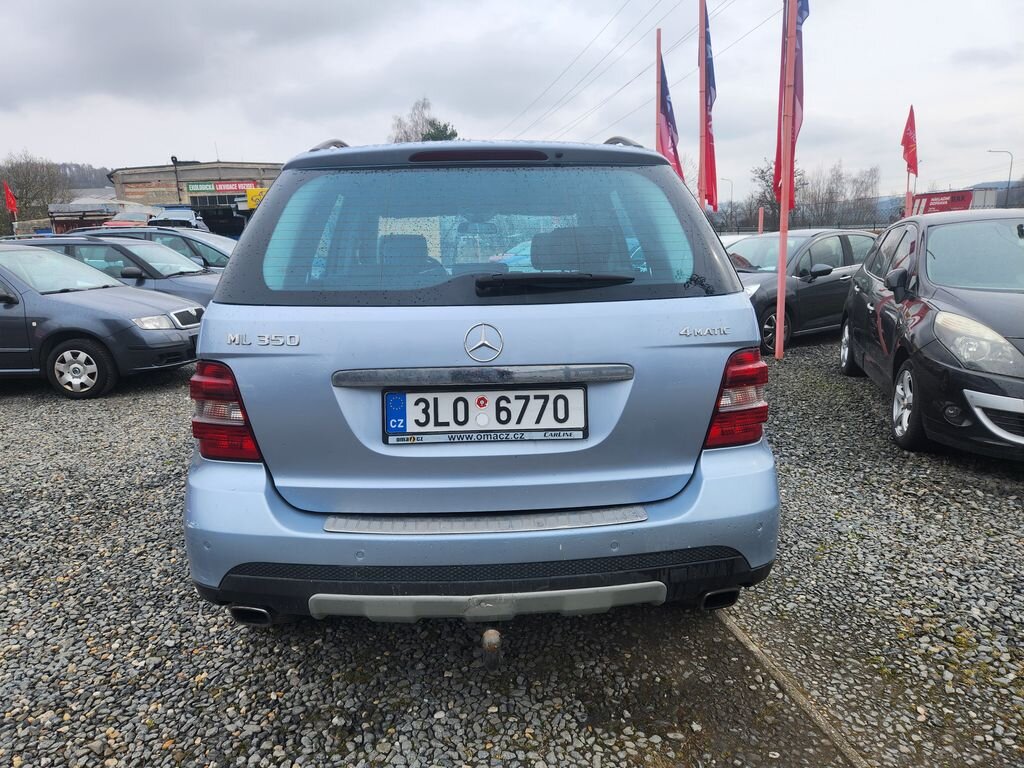 Mercedes-Benz Třídy M SUV / Terénní 3,5 l 200 kw