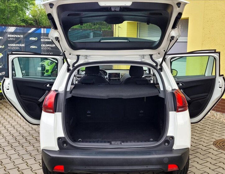 Peugeot 2008 SUV 1,2 l 60 kw