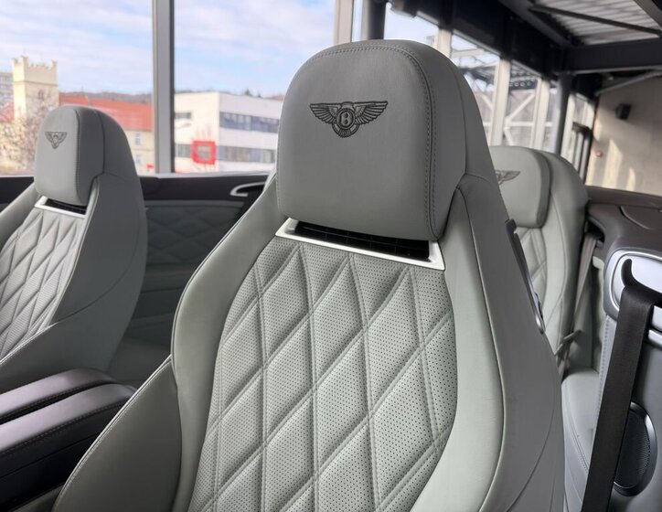 Bentley Continental GTC Kabriolet 4,0 l 373 kw