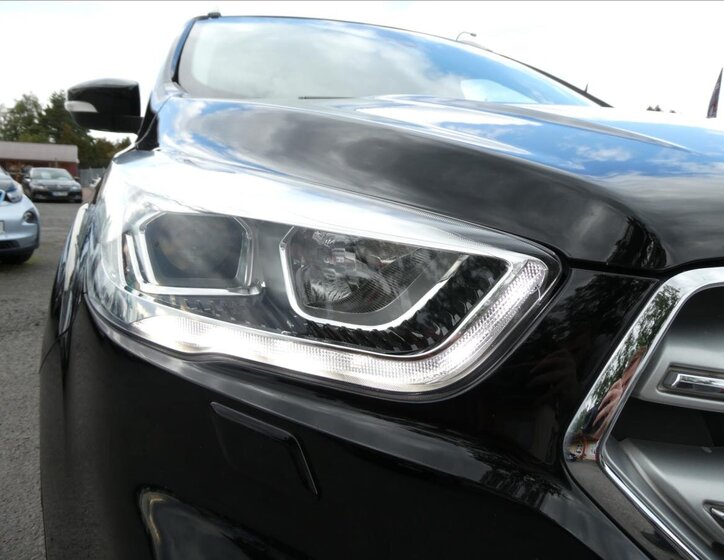 Ford Kuga SUV 1,5 l 110 kw