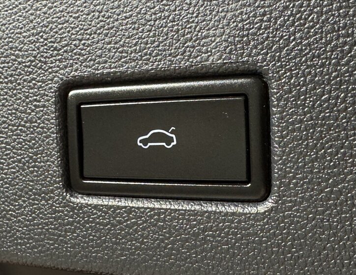 Volkswagen T-Roc SUV / Terénní 1,5 l 110 kw