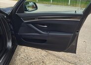 BMW Řada 5 Kombi 3,0 l 190 kw