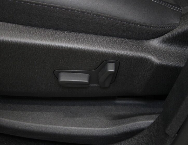 Citroën C5 Aircross SUV / Terénní 1,5 l 96 kw