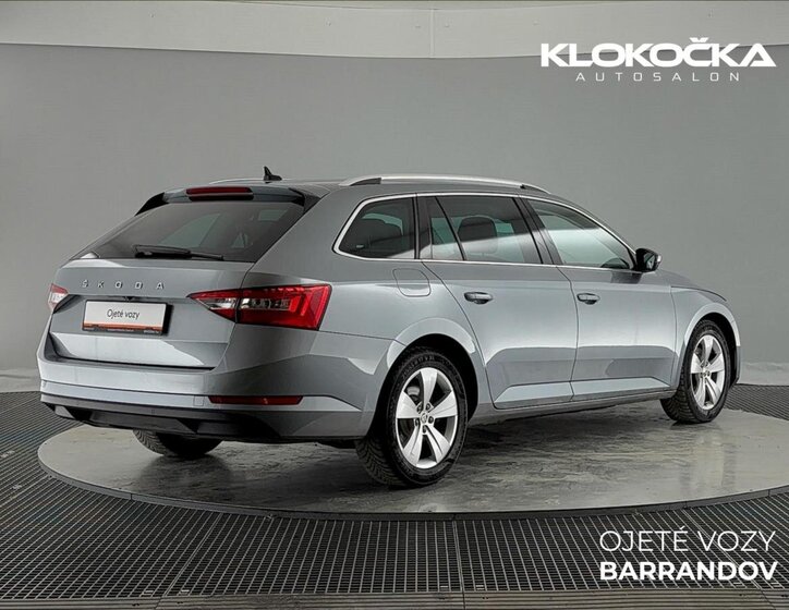 Škoda Superb Kombi 2,0 l 110 kw