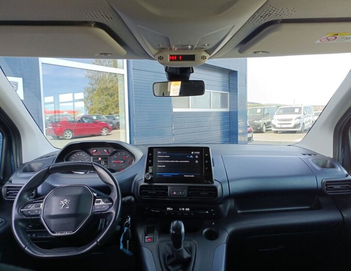 Peugeot Rifter MPV 1,5 l 75 kw
