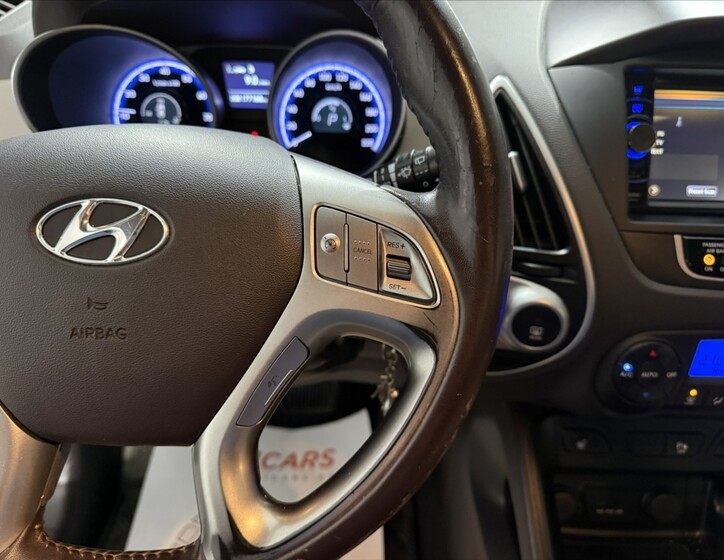Hyundai ix35 10