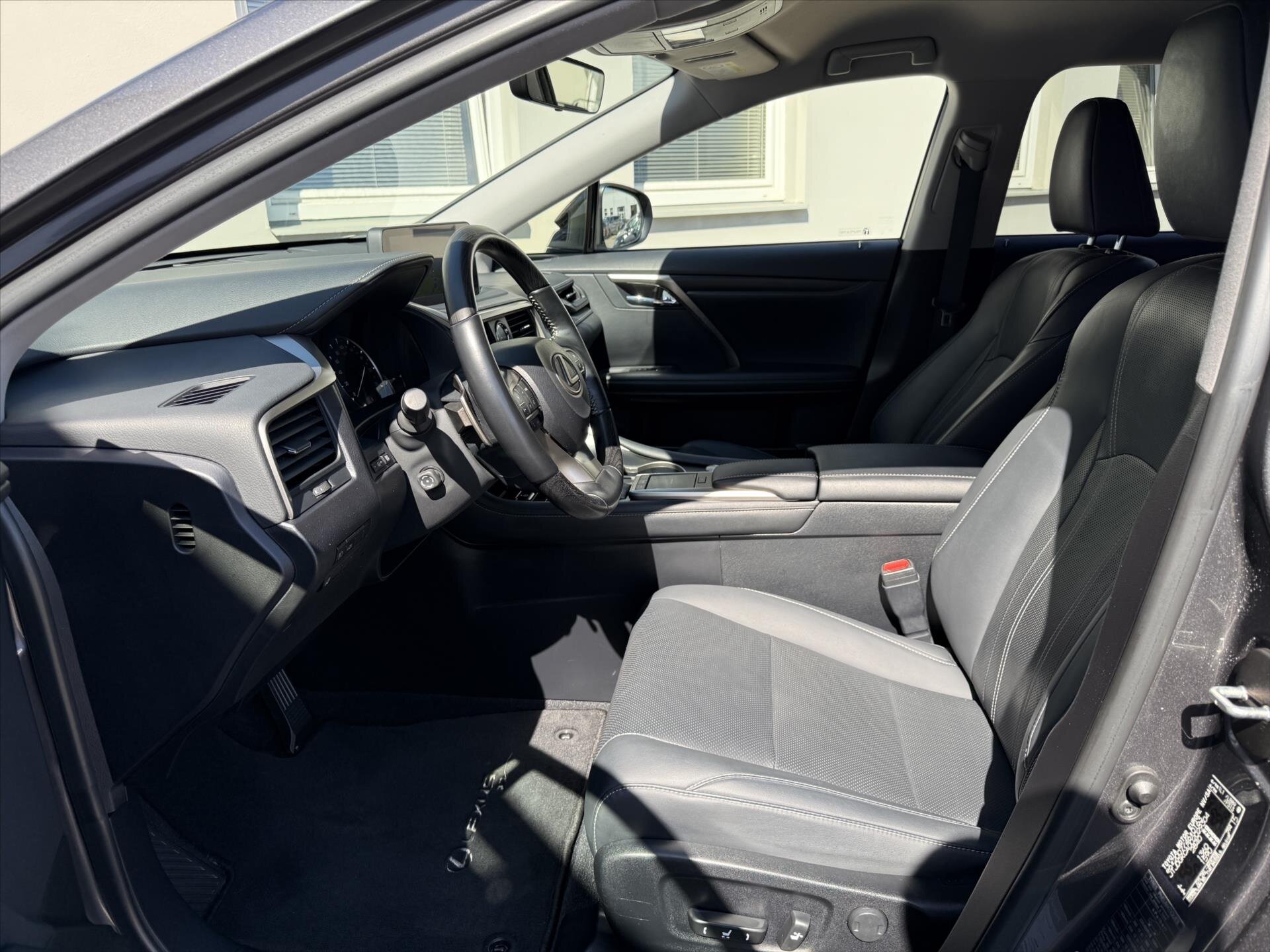Lexus RX 450h L SUV / Terénní 3,5 l 193 kw