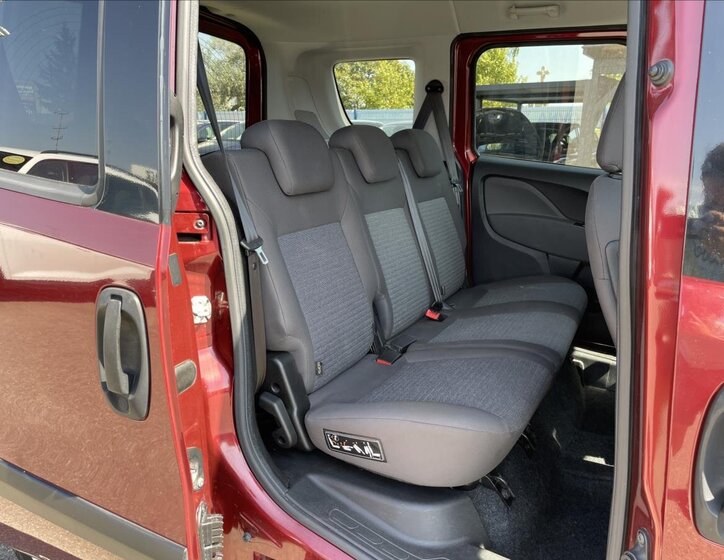 Fiat Dobló 21