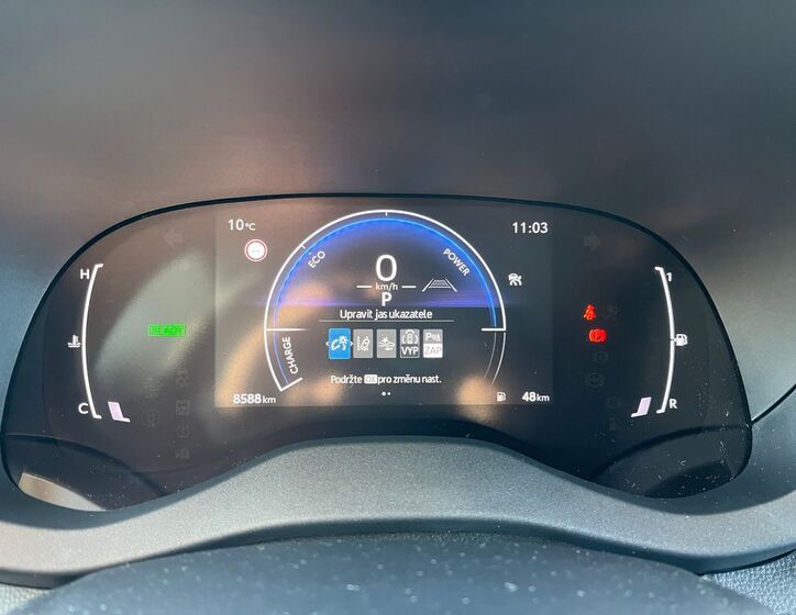 Toyota Yaris Cross 17