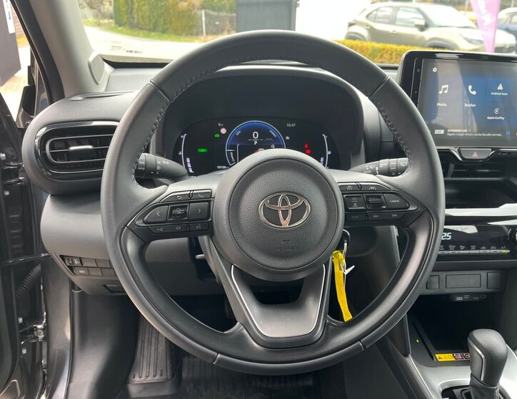 Toyota Yaris Cross SUV / Terénní 1,5 l 68 kw