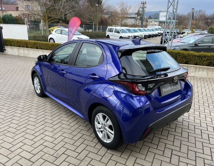 Toyota Yaris 4