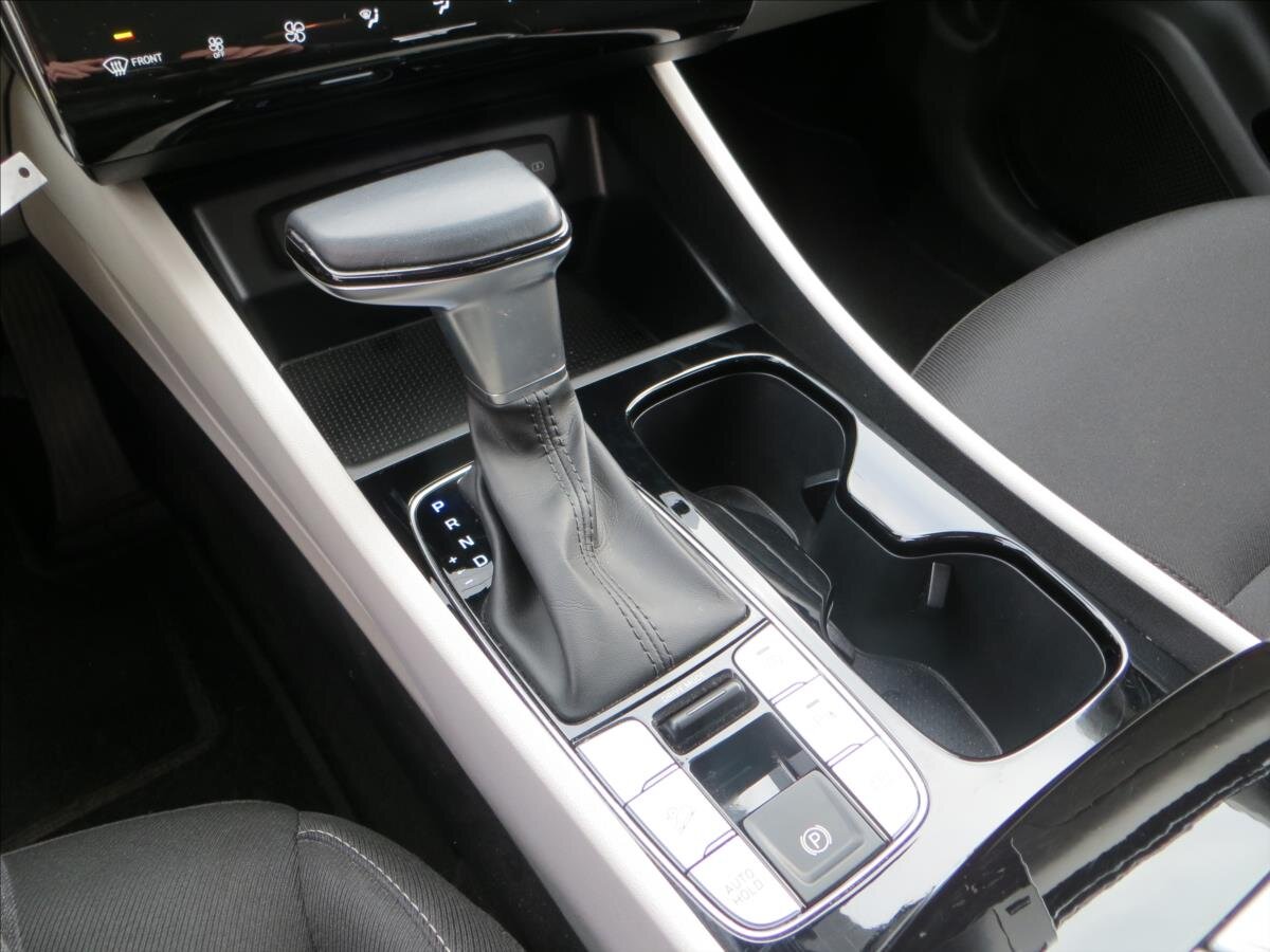 Hyundai Tucson SUV 1,6 l 110 kw