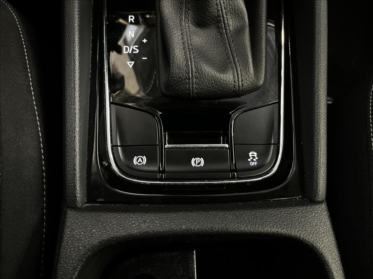 Škoda Karoq SUV 2,0 l 85 kw
