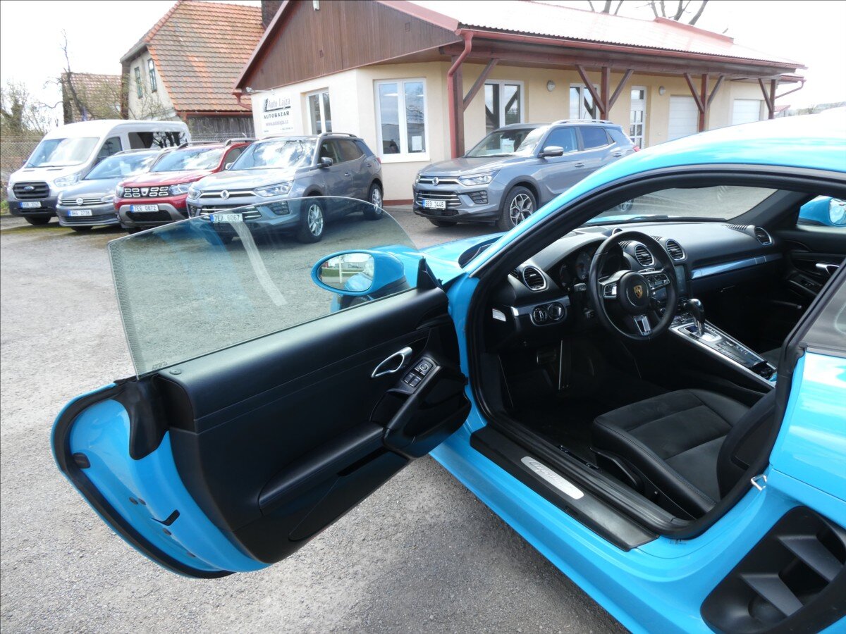 Porsche Cayman Kupé 2,5 l 257 kw