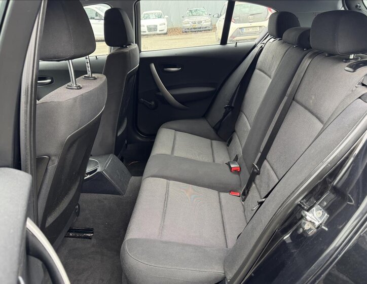 BMW Řada 1 Hatchback 2,0 l 90 kw