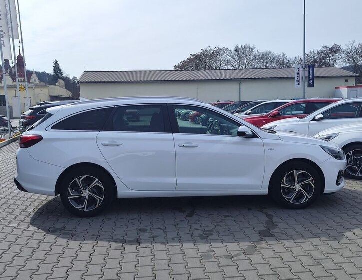 Hyundai i30 Kombi 1,5 l 117 kw