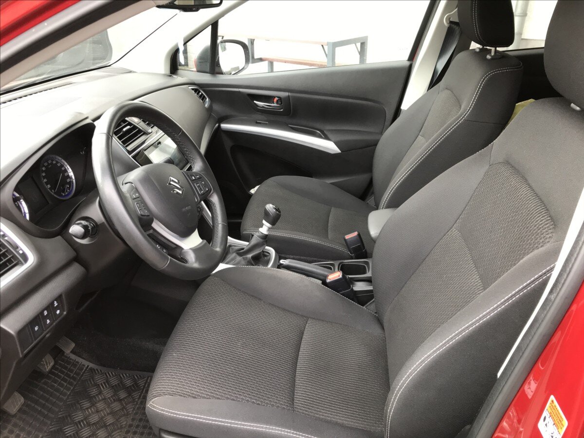 Suzuki SX4 S-Cross SUV / Terénní 1,4 l 95 kw