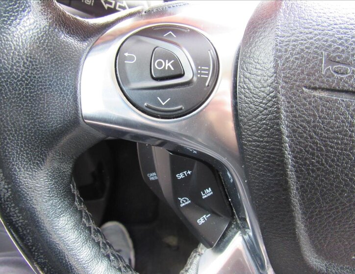 Ford Tourneo Connect Kombi 1,5 l 88 kw