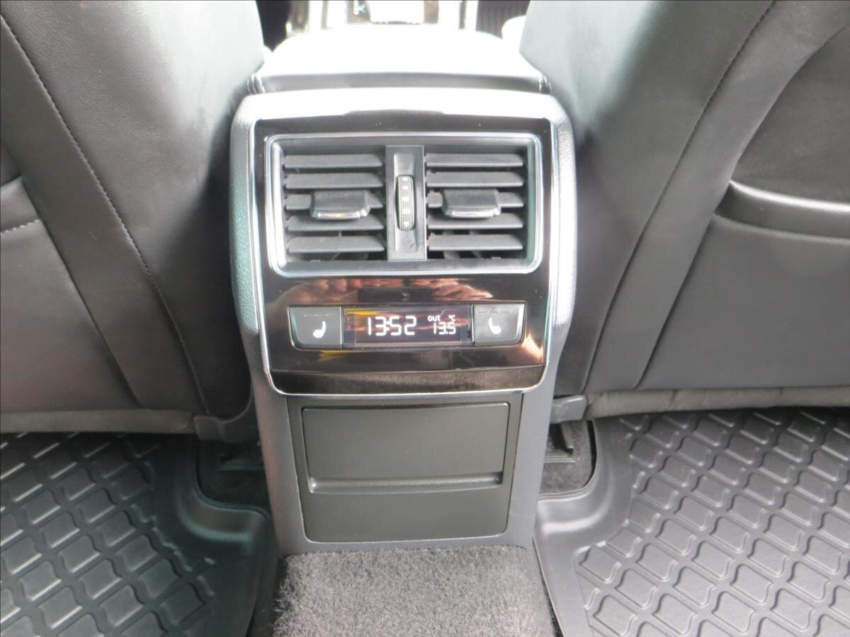 Škoda Superb Kombi 2,0 l 110 kw