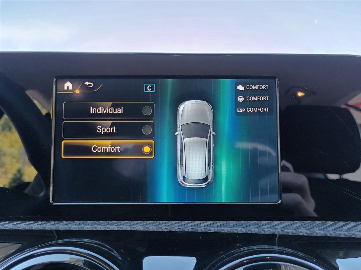 Mercedes-Benz Třídy A Hatchback 1,3 l 80 kw