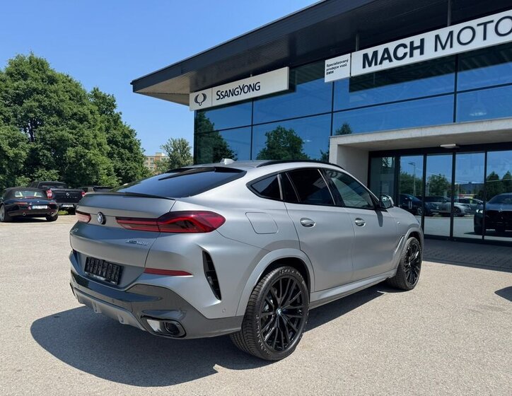 BMW X6 SUV / Terénní 4,4 l 210 kw