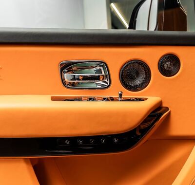 Rolls-Royce Cullinan 16