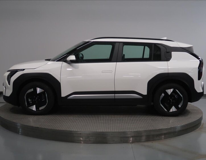 KIA EV3 SUV / Terénní 0,0 150 kw