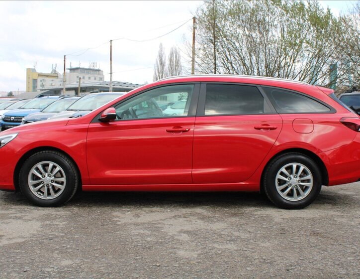 Hyundai i30 Kombi 998,0 88 kw