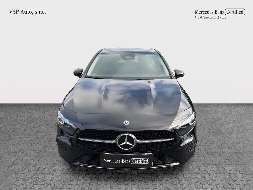 Mercedes-Benz Třídy A Hatchback 1,3 l 120 kw