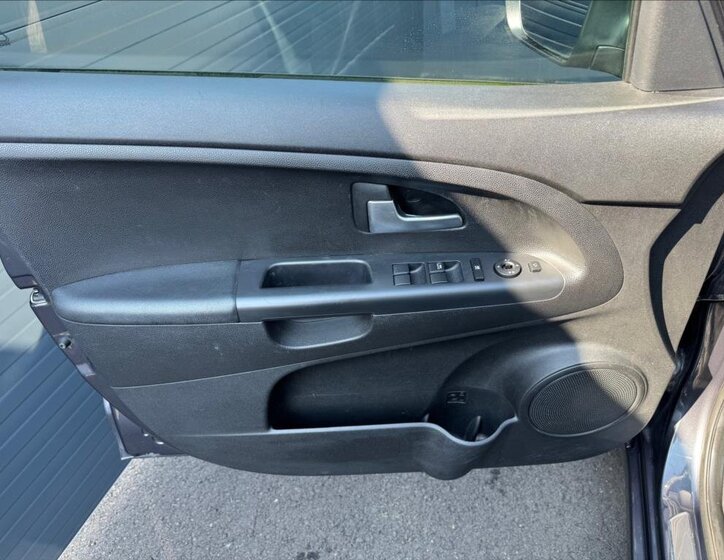 KIA Venga MPV 1,6 l 91 kw