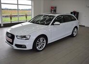 Audi A4 Kombi 2,0 l 140 kw