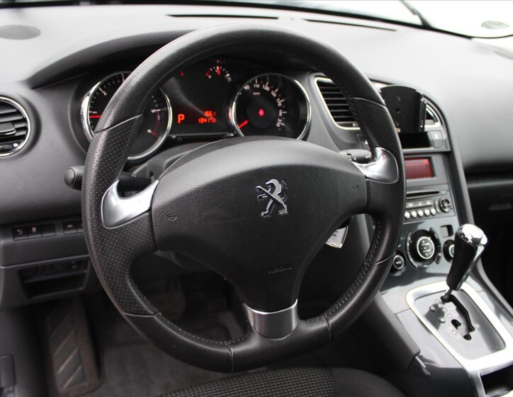 Peugeot 5008 MPV 1,6 l 88 kw