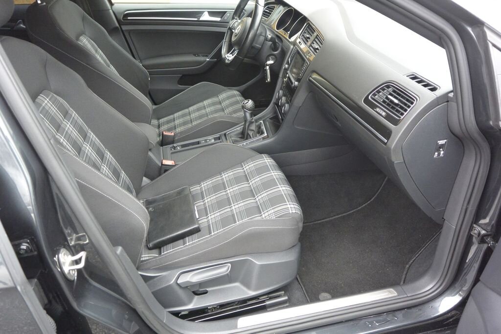 Volkswagen Golf Kombi 2,0 l 135 kw