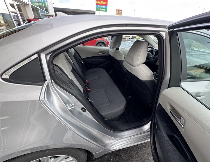 Toyota Corolla Sedan 1,8 l 72 kw