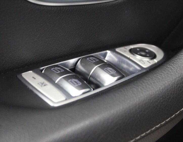 Mercedes-Benz CLS 15