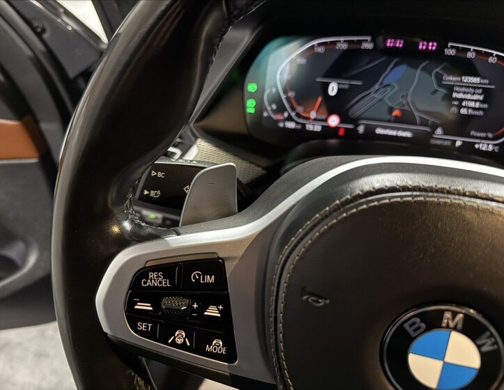 BMW X5 SUV 3,0 l 245 kw